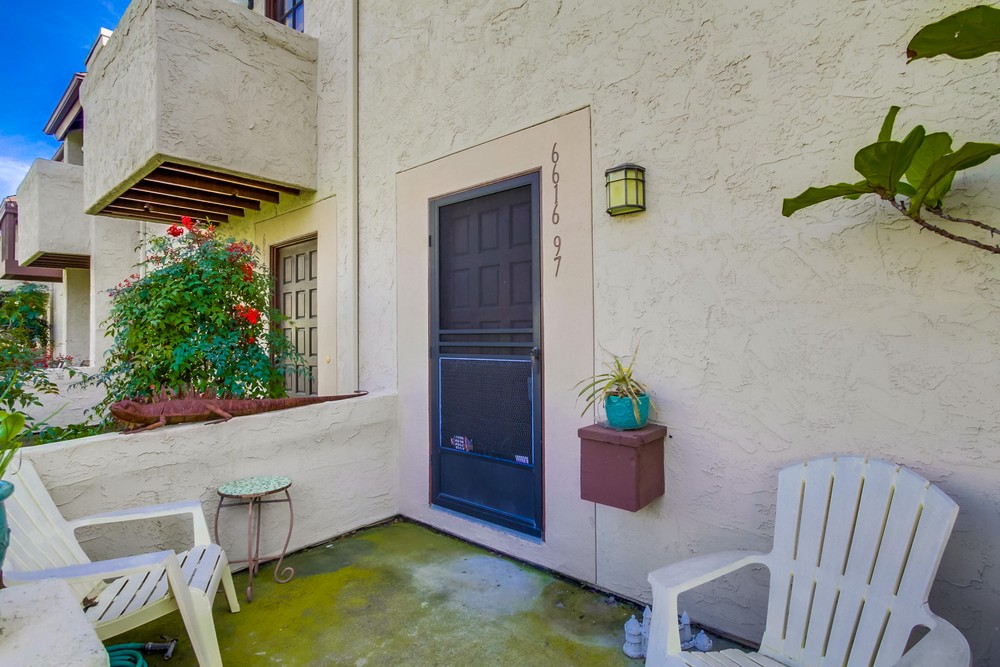 Virtual tour photo 4 of 29 for 6616 Canyon Rim Row