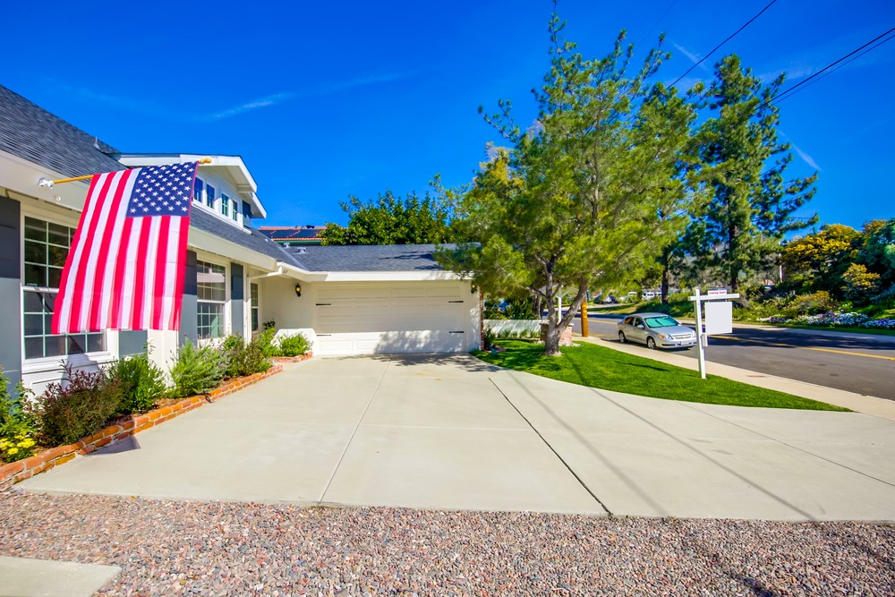 Virtual tour photo 4 of 65 for 6618 Belle Glade Ave