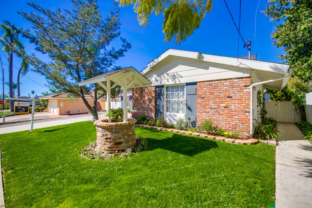 Virtual tour photo 5 of 65 for 6618 Belle Glade Ave