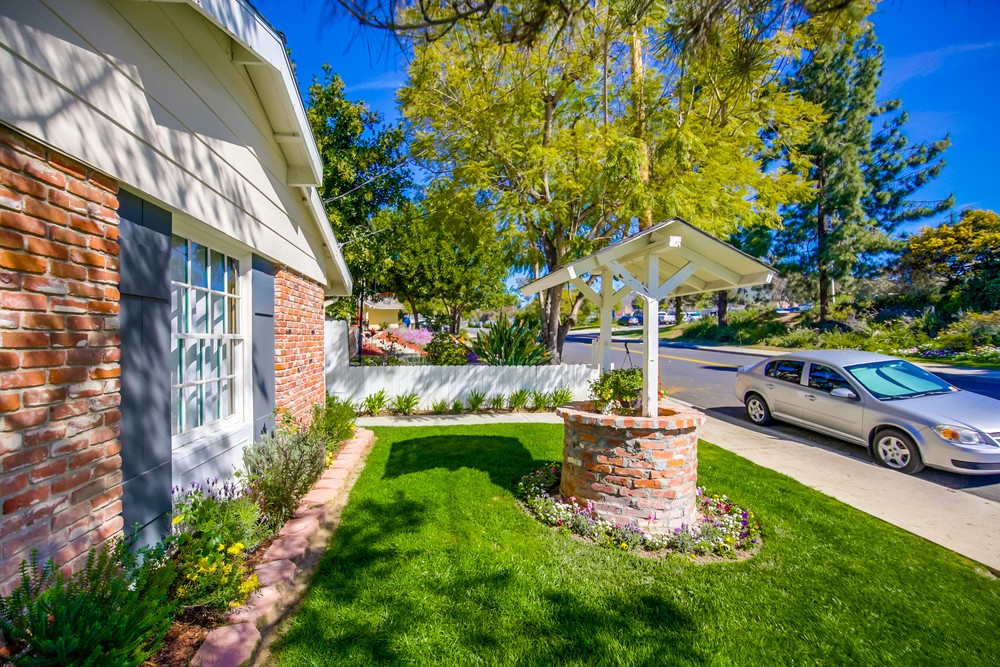 Virtual tour photo 6 of 65 for 6618 Belle Glade Ave