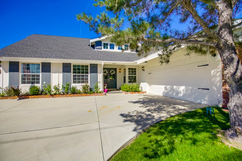 Virtual tour photo 7 of 65 for 6618 Belle Glade Ave