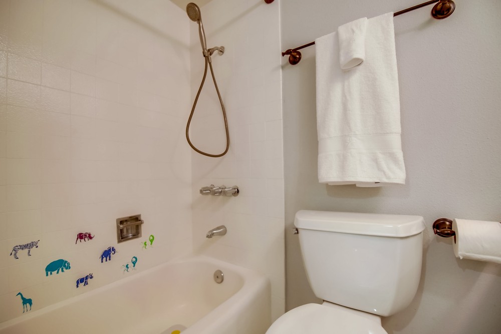 Virtual tour photo 46 of 65 for 6618 Belle Glade Ave