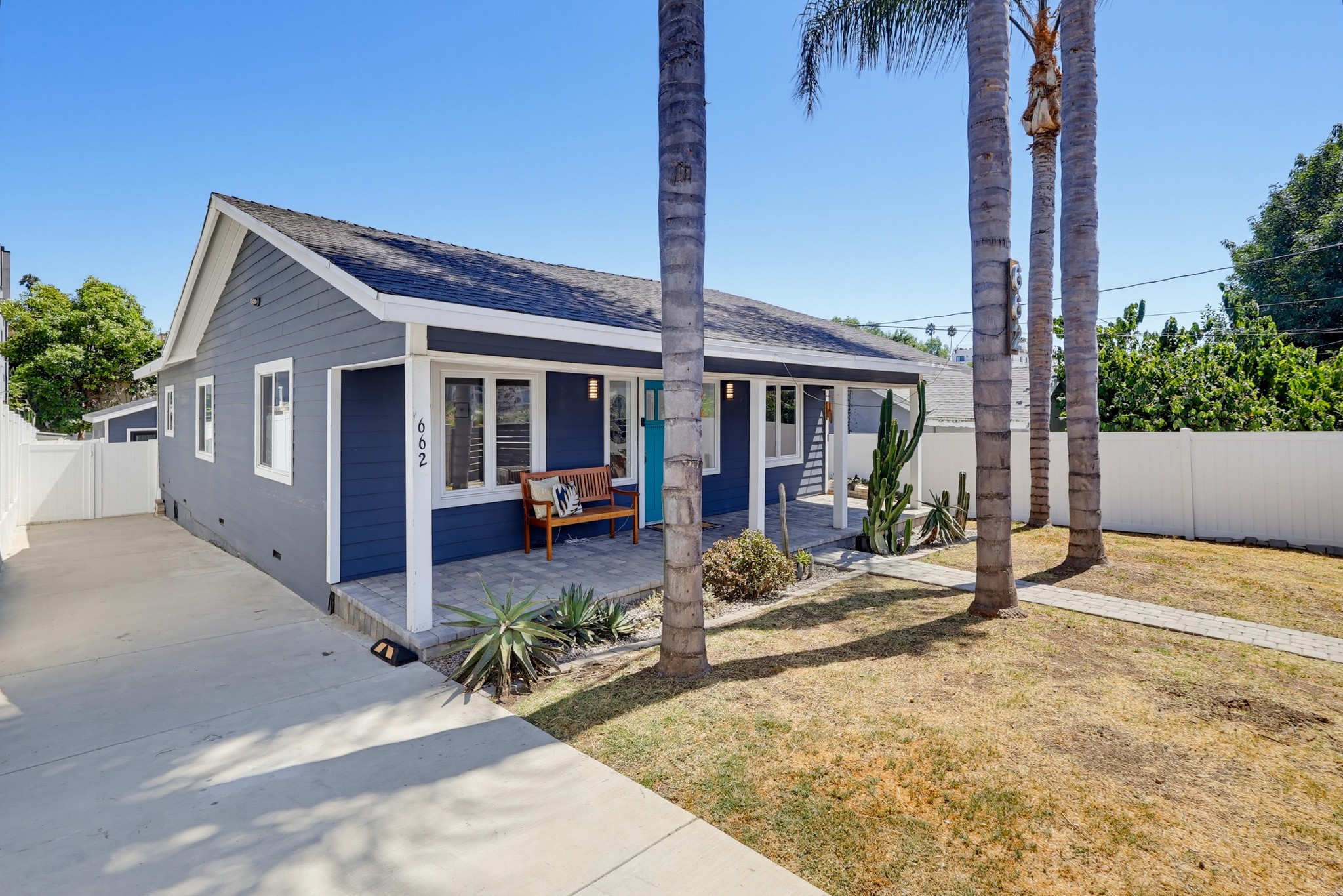 Virtual tour photo 9 of 98 for 662 N Dillon St