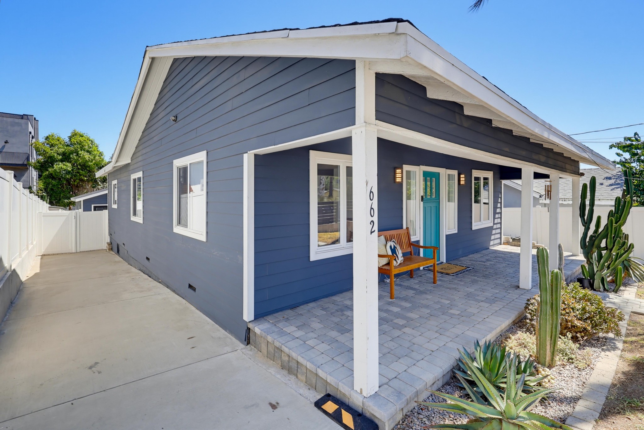 Virtual tour photo 10 of 98 for 662 N Dillon St
