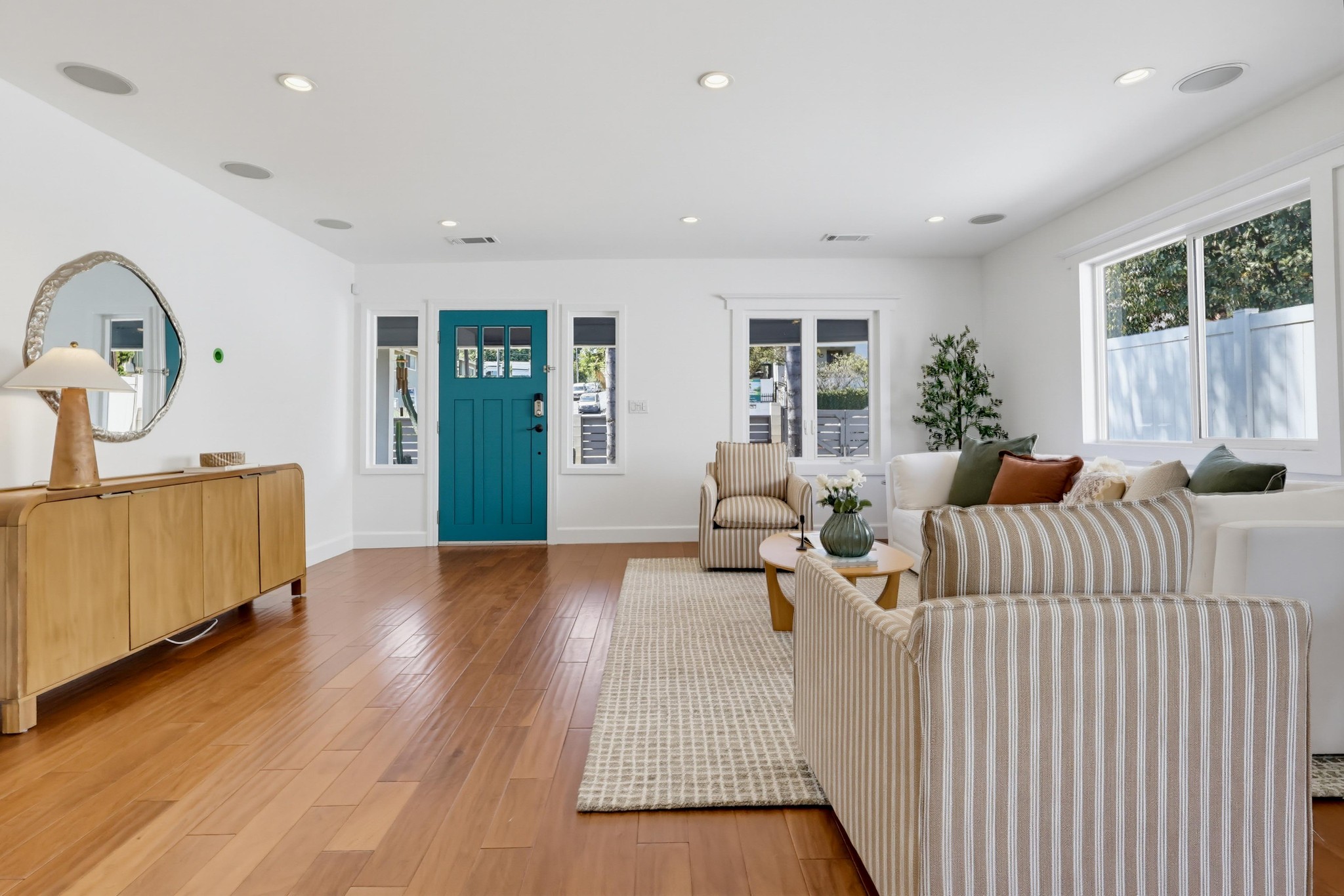 Virtual tour photo 15 of 98 for 662 N Dillon St