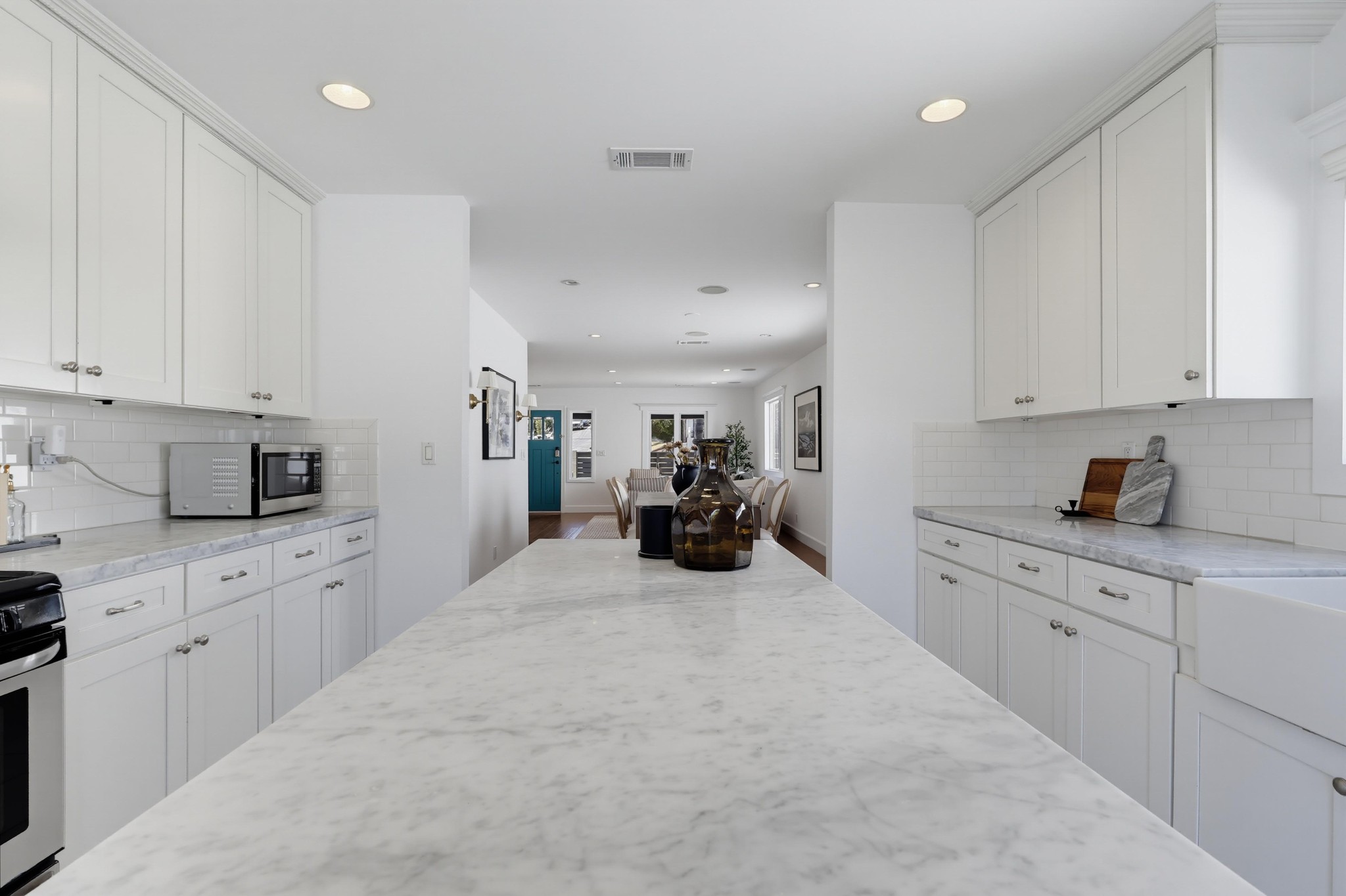 Virtual tour photo 30 of 98 for 662 N Dillon St