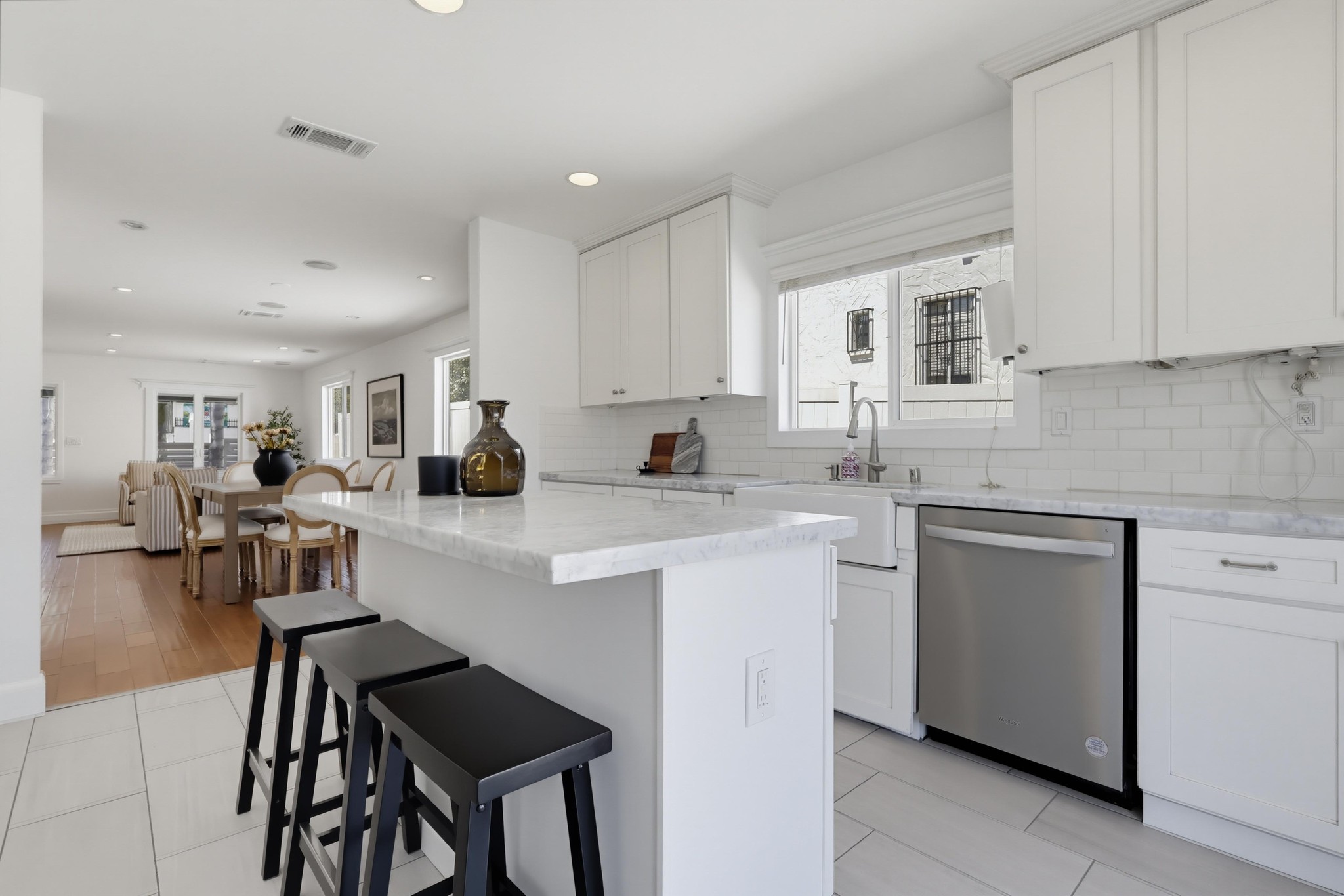 Virtual tour photo 32 of 98 for 662 N Dillon St