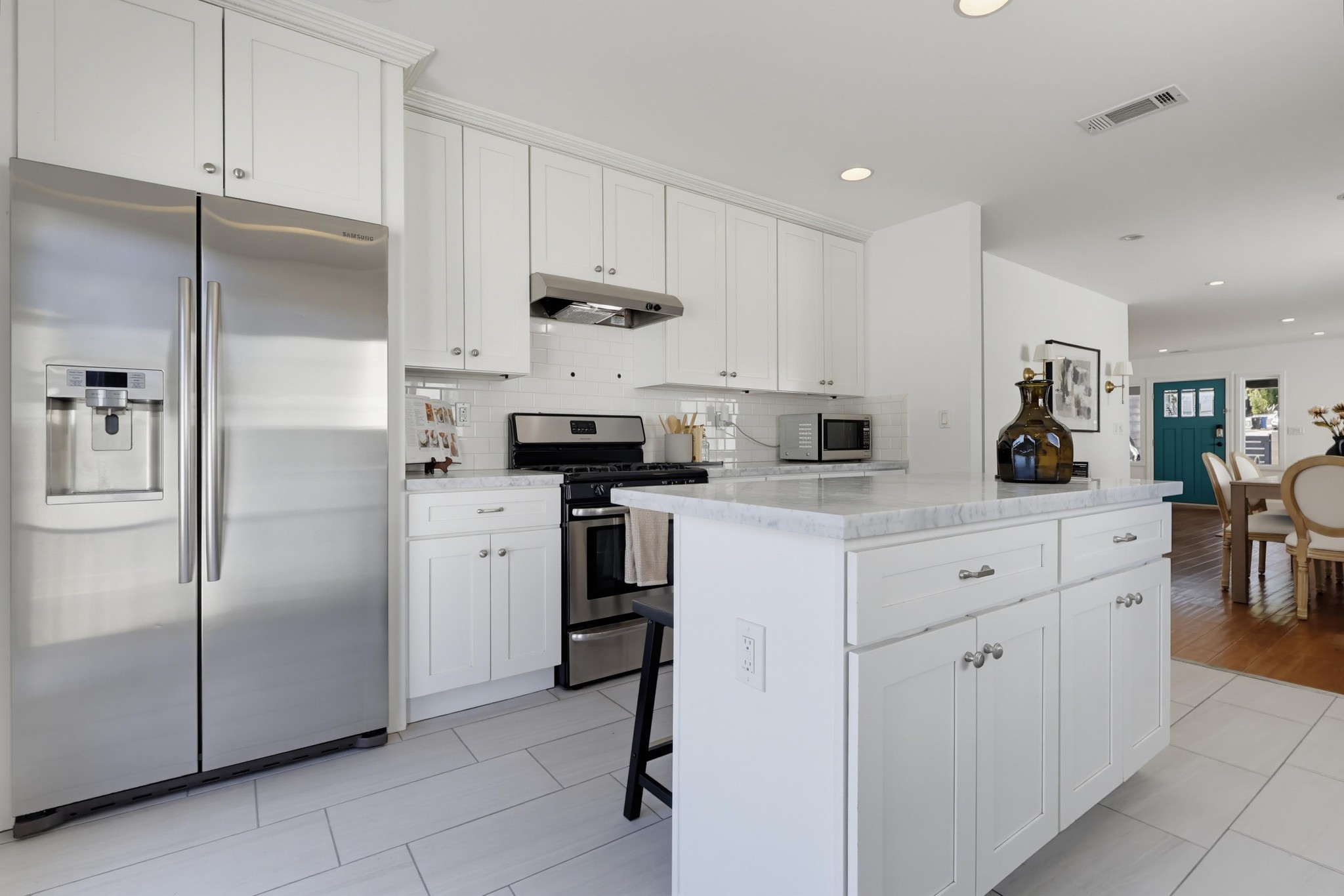 Virtual tour photo 33 of 98 for 662 N Dillon St