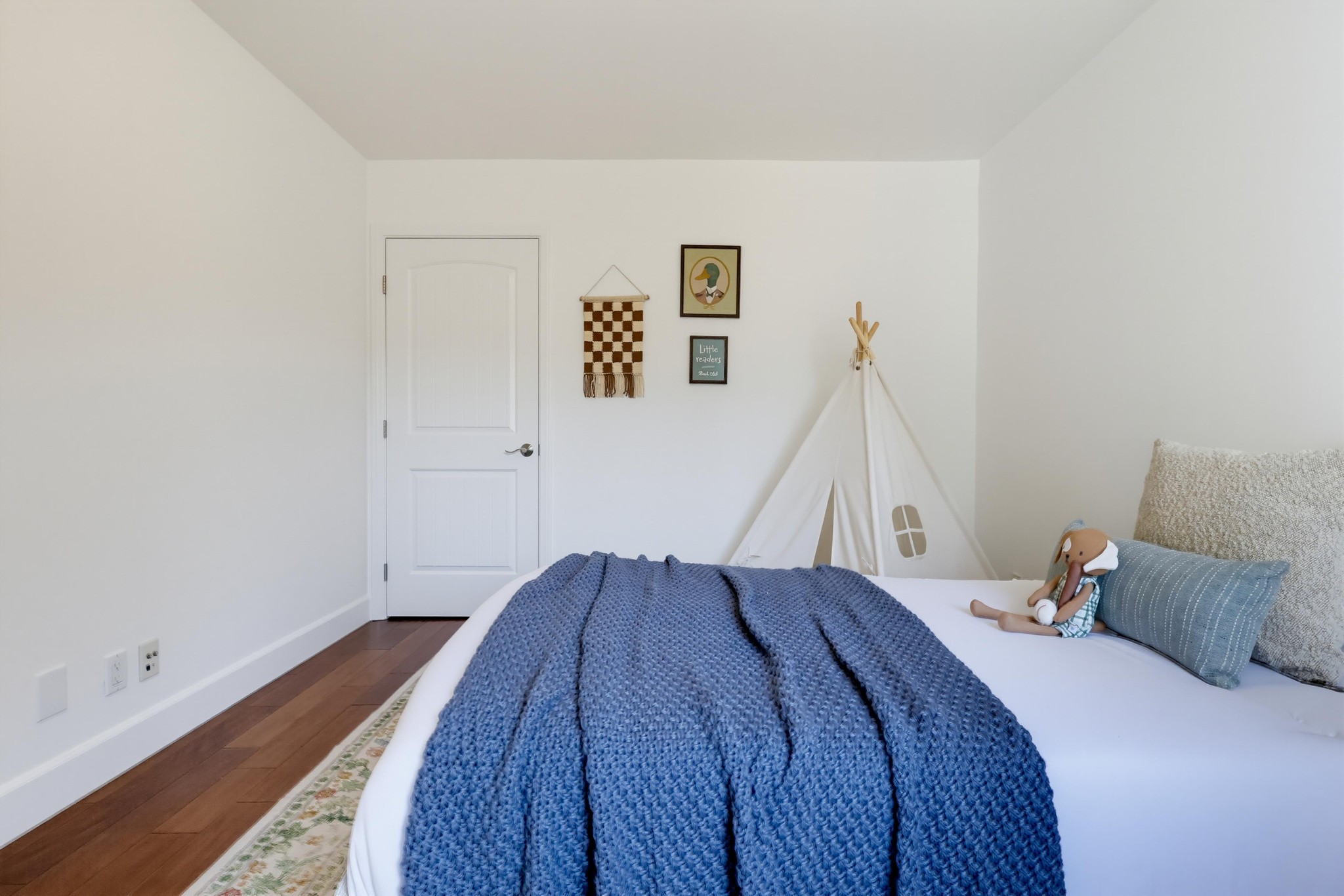 Virtual tour photo 48 of 98 for 662 N Dillon St