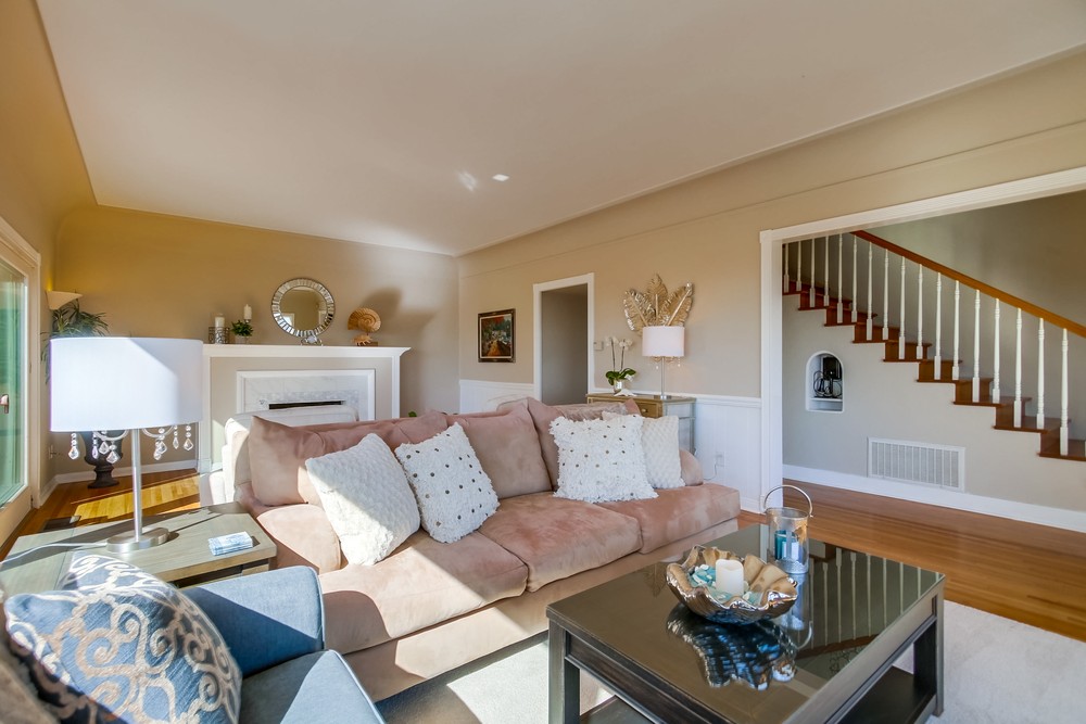Virtual tour photo 6 of 51 for 662 Rosecrans St