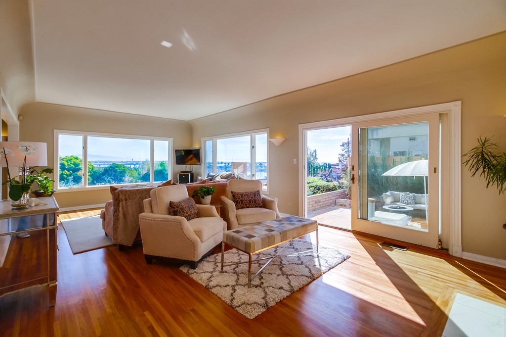 Virtual tour photo 10 of 51 for 662 Rosecrans St