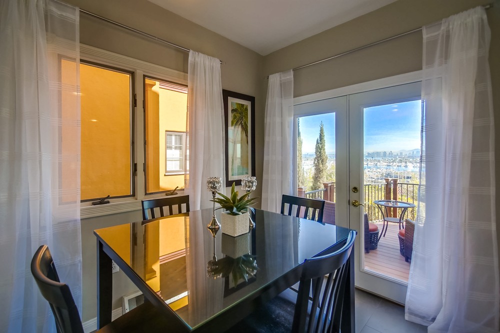 Virtual tour photo 19 of 51 for 662 Rosecrans St