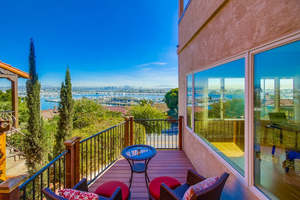 Virtual tour photo 21 of 51 for 662 Rosecrans St