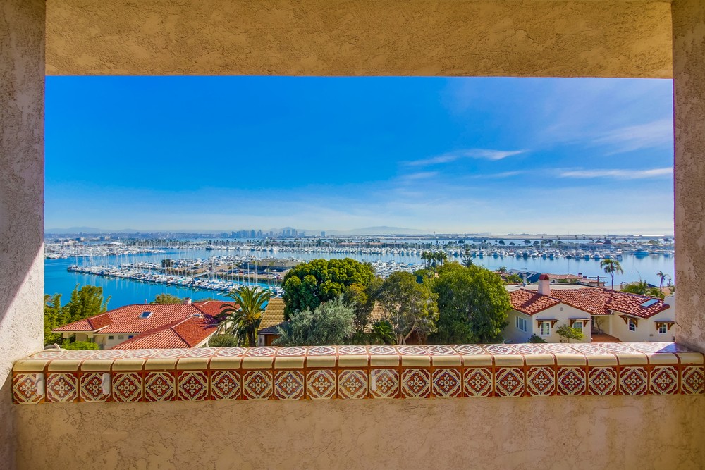 Virtual tour photo 36 of 51 for 662 Rosecrans St