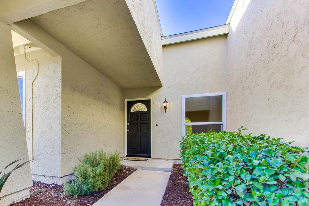 Virtual tour photo 5 of 39 for 6620 Decanture Street