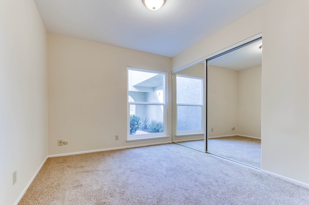 Virtual tour photo 25 of 39 for 6620 Decanture Street