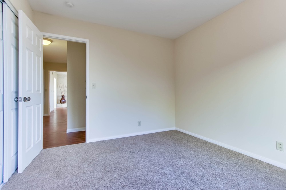 Virtual tour photo 28 of 39 for 6620 Decanture Street