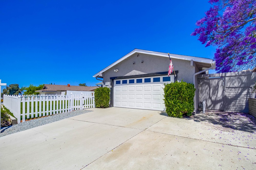 Virtual tour photo 3 of 48 for 6620 Oakridge Rd