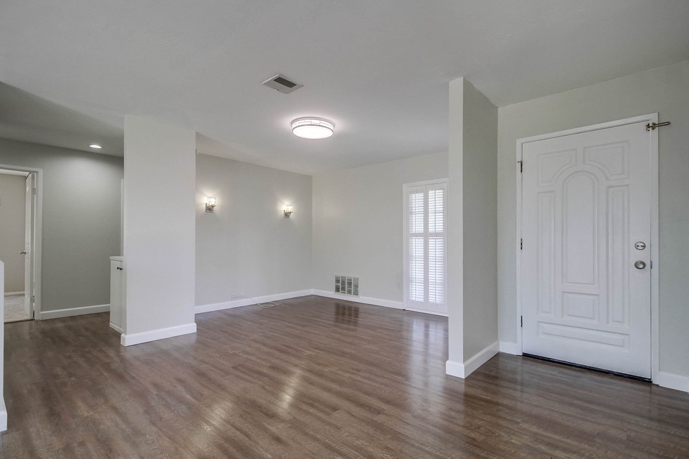 Virtual tour photo 8 of 48 for 6620 Oakridge Rd