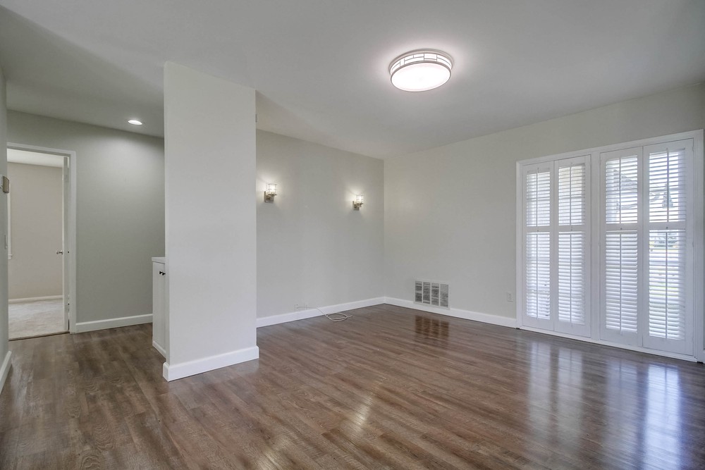 Virtual tour photo 9 of 48 for 6620 Oakridge Rd