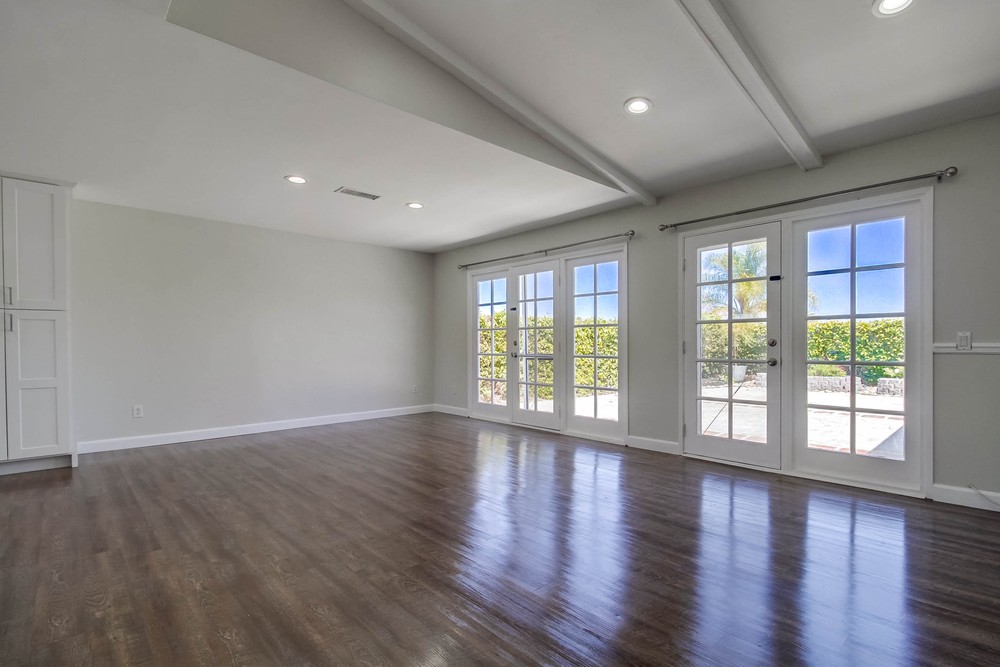 Virtual tour photo 11 of 48 for 6620 Oakridge Rd