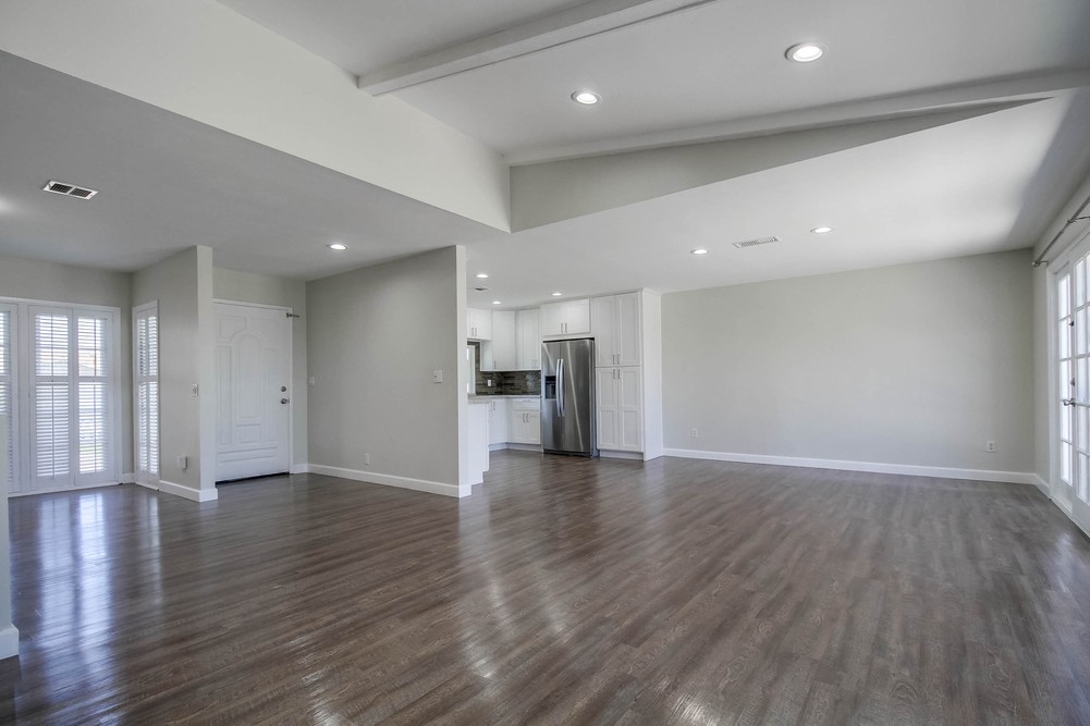 Virtual tour photo 15 of 48 for 6620 Oakridge Rd
