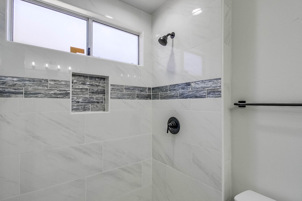Virtual tour photo 35 of 48 for 6620 Oakridge Rd