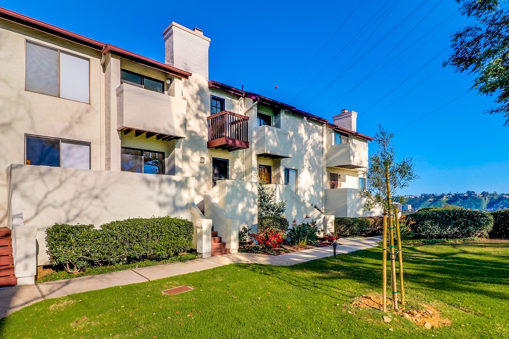 Virtual tour photo 4 of 47 for 6625 Canyon Rim Row UNIT 168