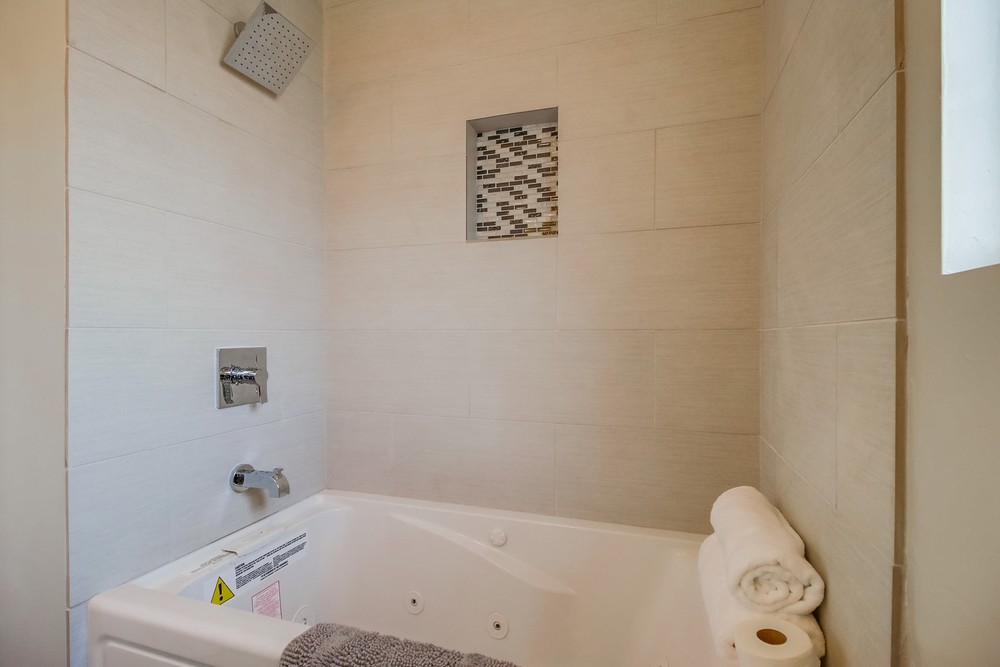 Virtual tour photo 34 of 46 for 6625 Estrella Ave