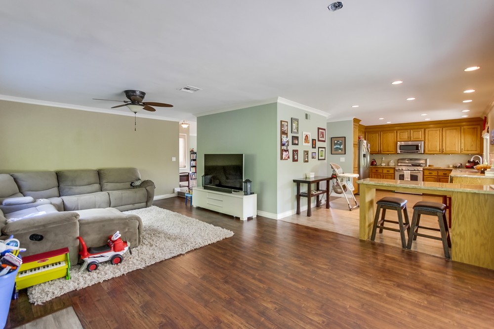 Virtual tour photo 20 of 38 for 6627 Tuxedo Road