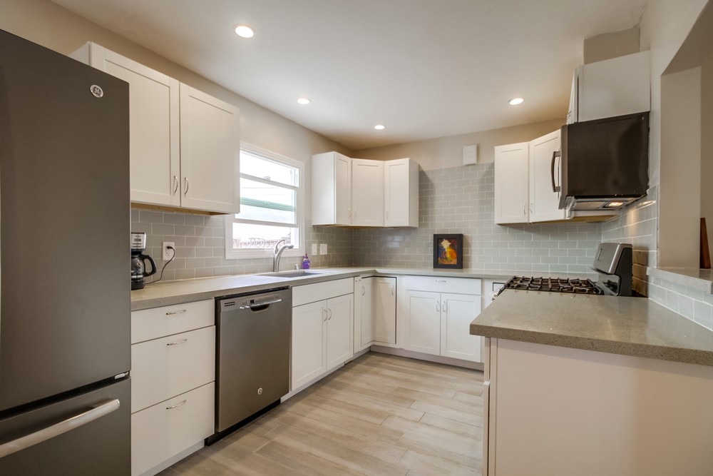 Virtual tour photo 20 of 42 for 663 56th St