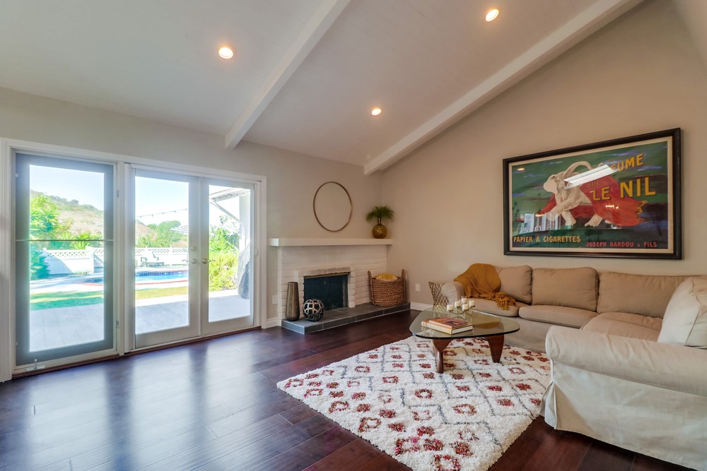 Virtual tour photo 5 of 70 for 6632 Wandermere Dr