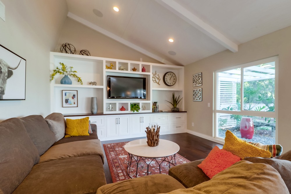 Virtual tour photo 8 of 70 for 6632 Wandermere Dr