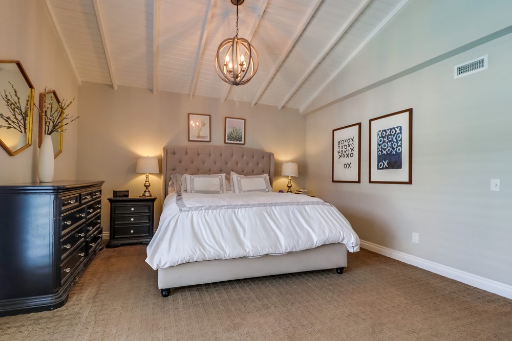 Virtual tour photo 25 of 70 for 6632 Wandermere Dr
