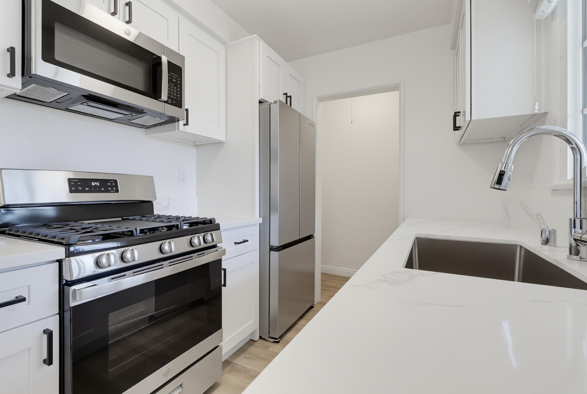Virtual tour photo 24 of 41 for 6633 S Crenshaw Blvd