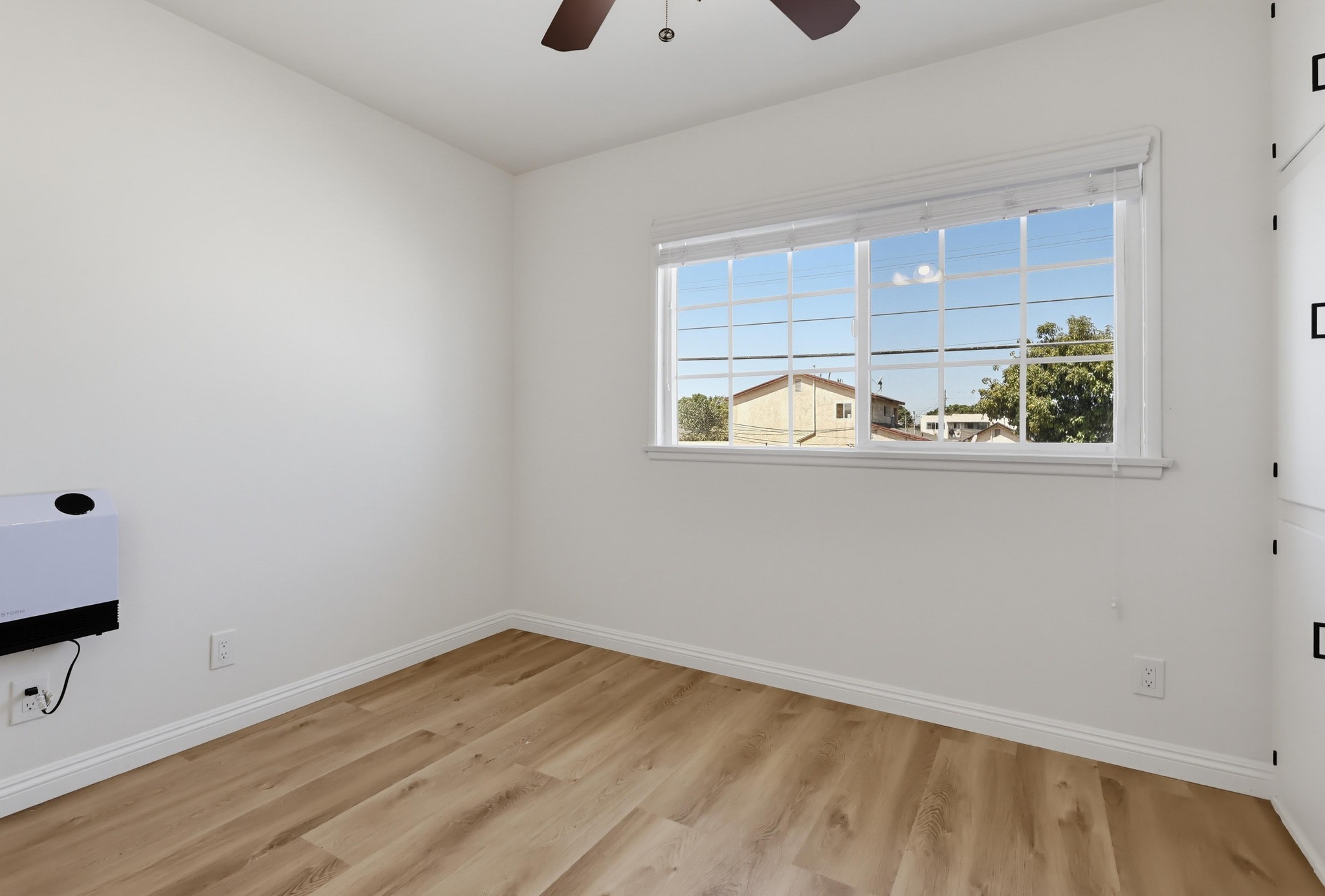 Virtual tour photo 32 of 41 for 6633 S Crenshaw Blvd