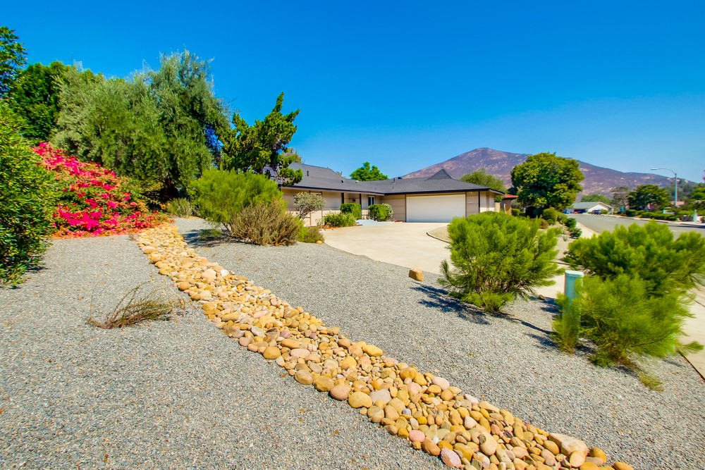 Virtual tour photo 3 of 55 for 6636 Littler Dr