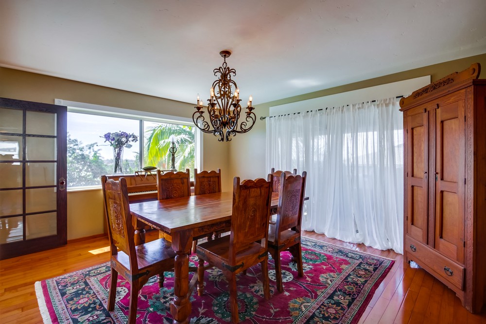 Virtual tour photo 7 of 54 for 6643 Hillgrove Dr
