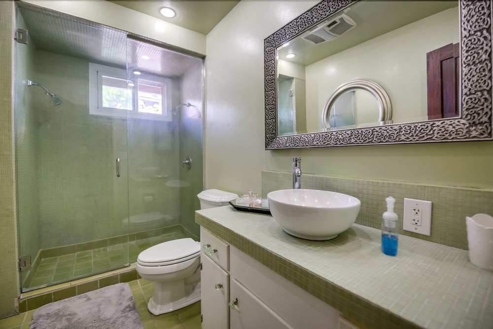 Virtual tour photo 30 of 54 for 6643 Hillgrove Dr