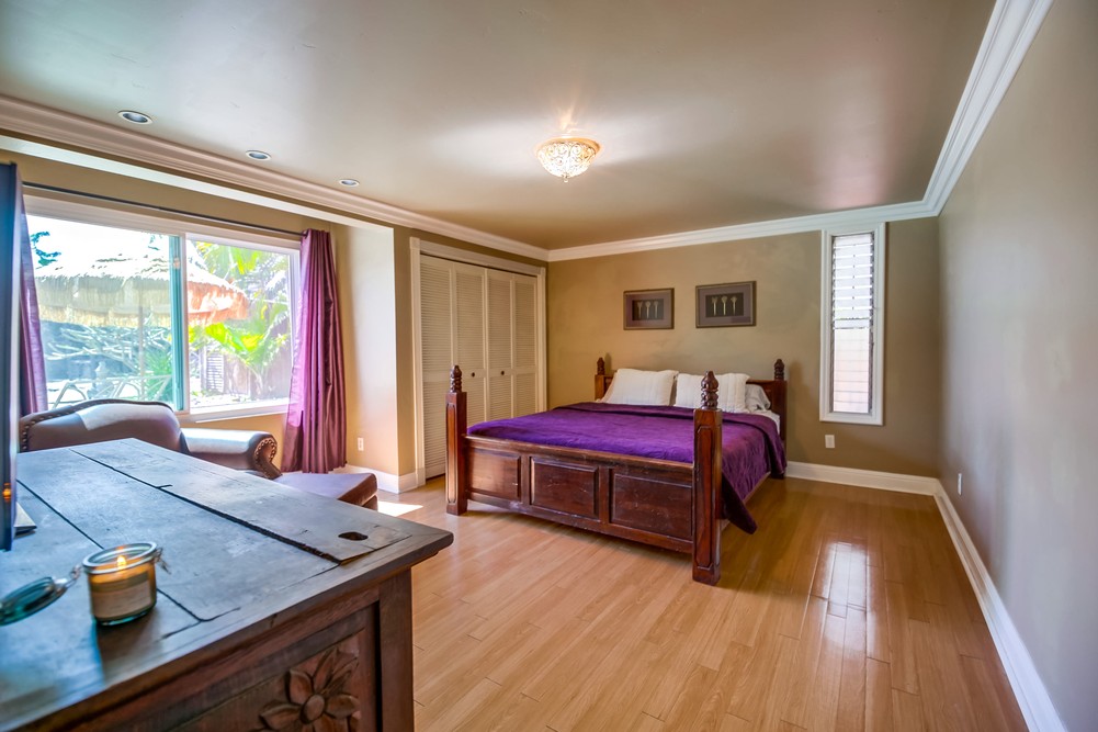 Virtual tour photo 34 of 54 for 6643 Hillgrove Dr