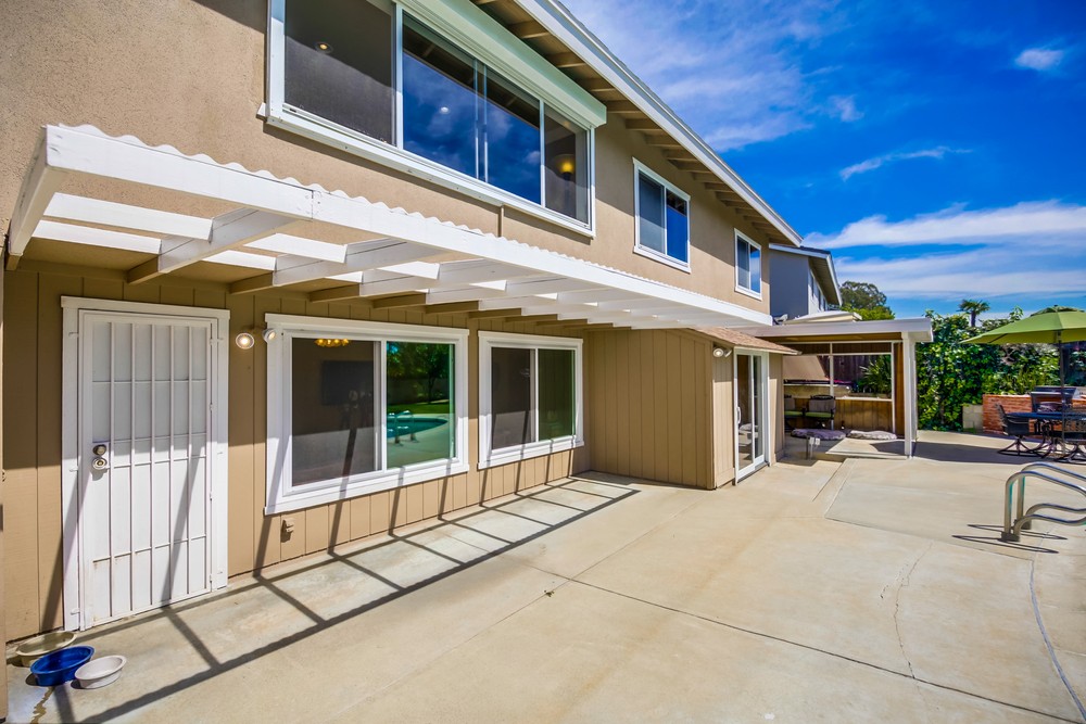 Virtual tour photo 44 of 54 for 6643 Hillgrove Dr