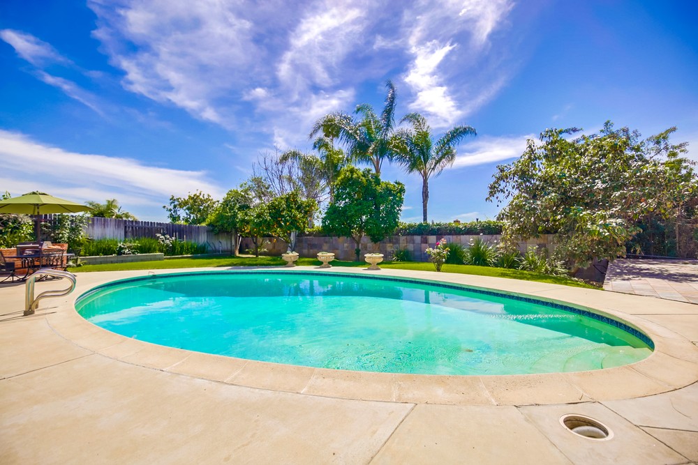 Virtual tour photo 46 of 54 for 6643 Hillgrove Dr