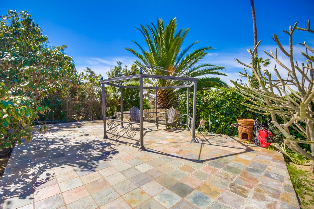 Virtual tour photo 50 of 54 for 6643 Hillgrove Dr
