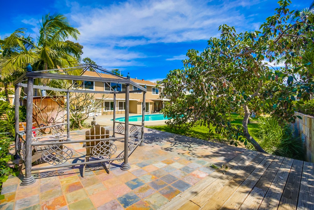 Virtual tour photo 51 of 54 for 6643 Hillgrove Dr
