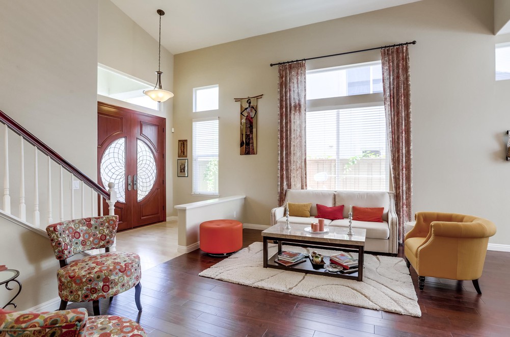 Virtual tour photo 9 of 44 for 6649 Maycrest Ln