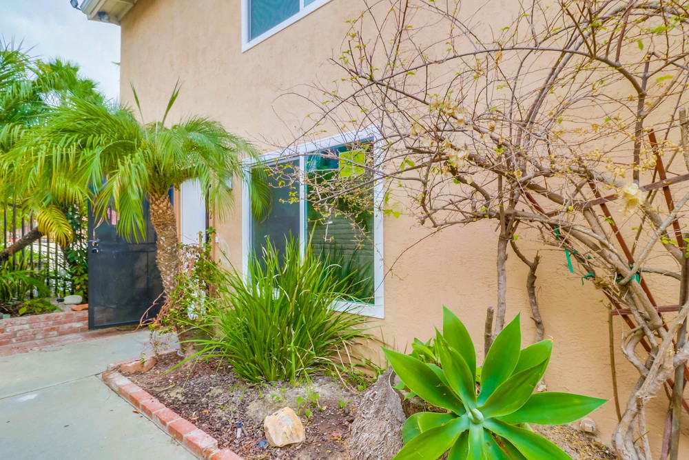 Virtual tour photo 4 of 29 for 6652 Pinecone Ln