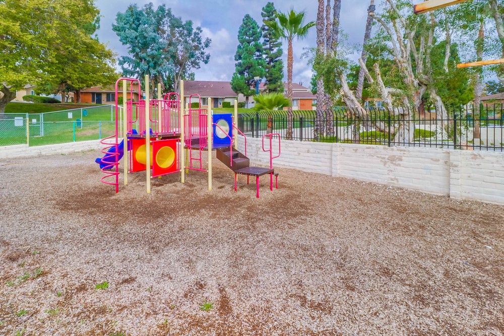Virtual tour photo 27 of 29 for 6652 Pinecone Ln