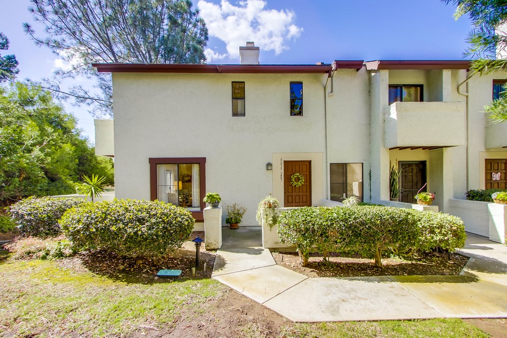 Virtual tour photo 7 of 56 for 6655 Canyon Rim Row #207