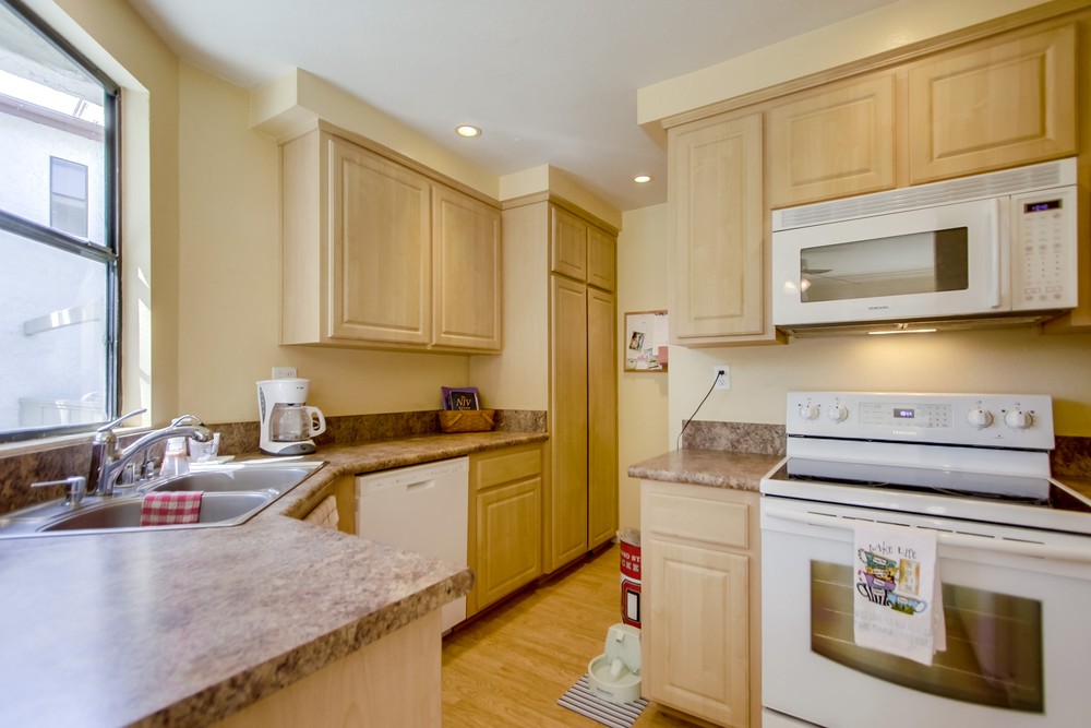 Virtual tour photo 22 of 56 for 6655 Canyon Rim Row #207