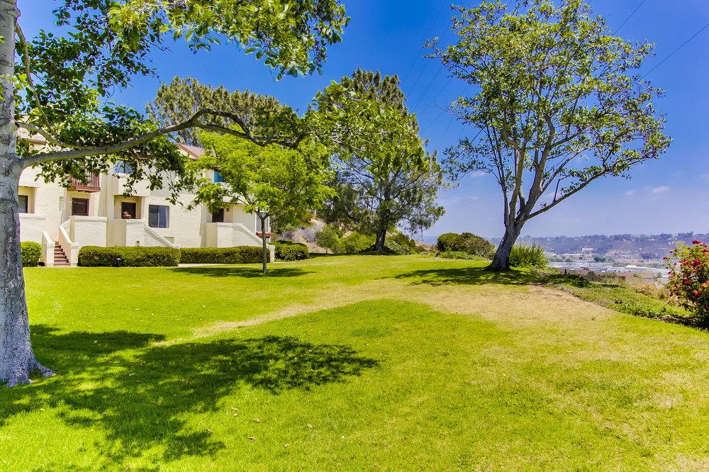 Virtual tour photo 28 of 45 for 6655 Canyon Rim Row #211